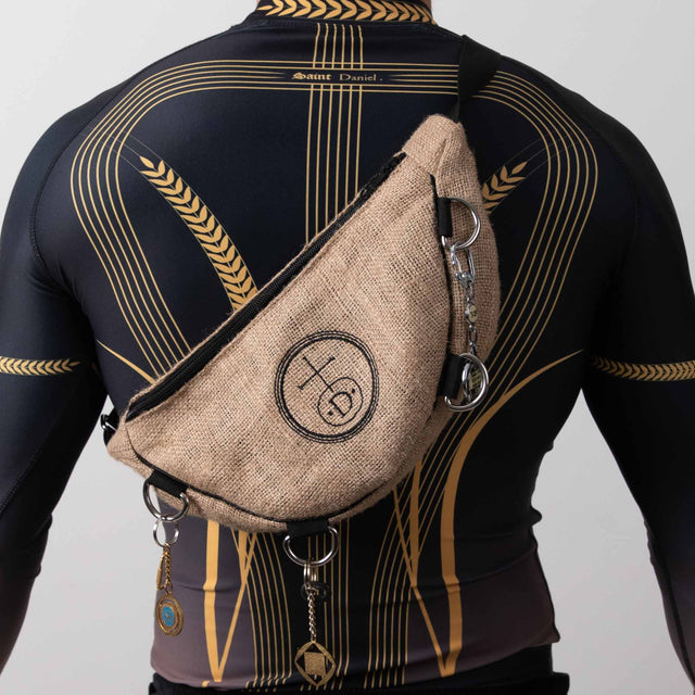 The Jute Walking Pilgrim Bag